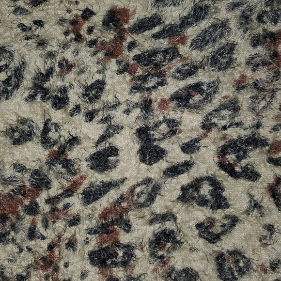 Foreign Exchange Women's Cheetah Print Fuzzy Long - Picture 2 of 7